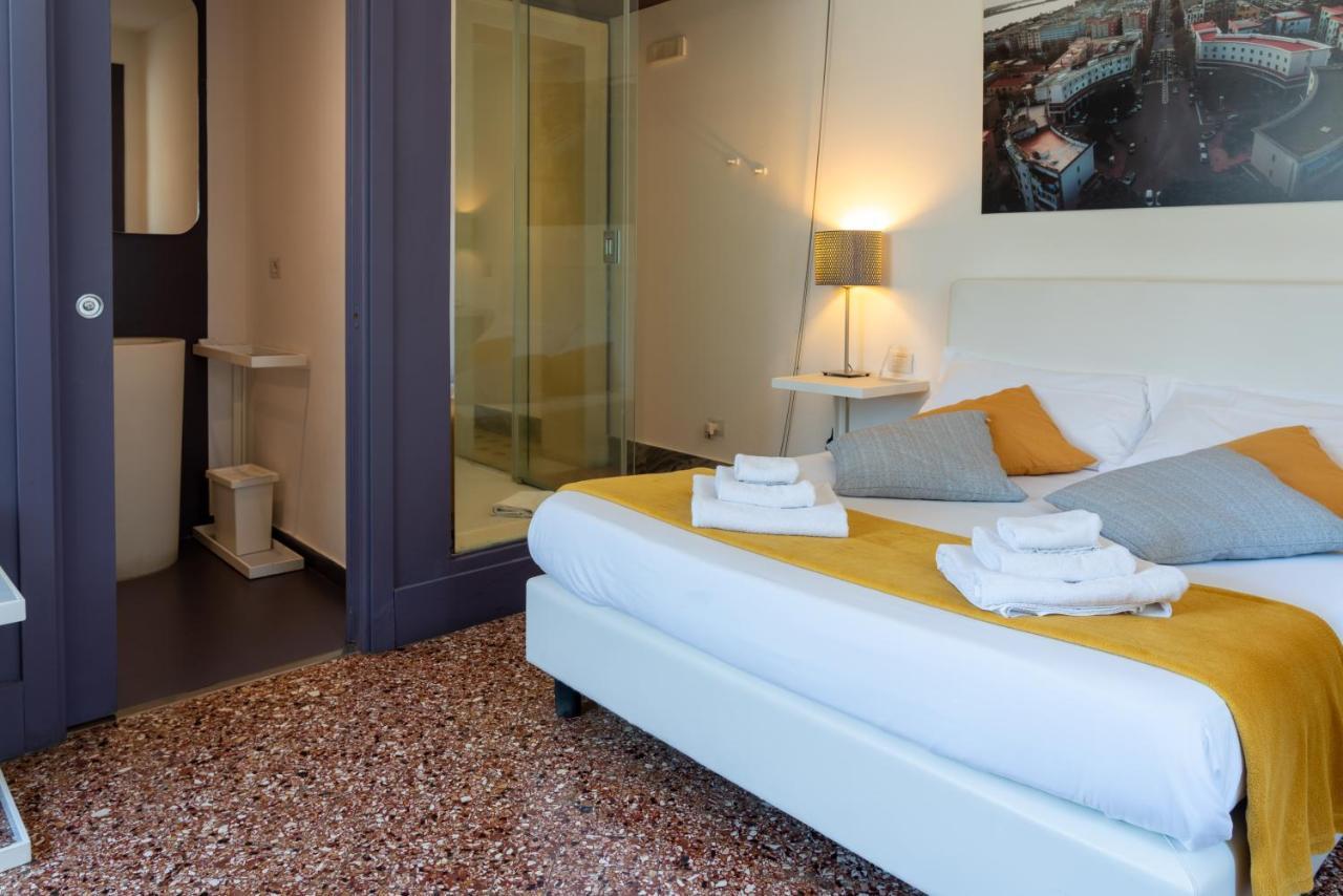 Hotel Le Stanze Di Piazza Cairoli Mesina Exterior foto